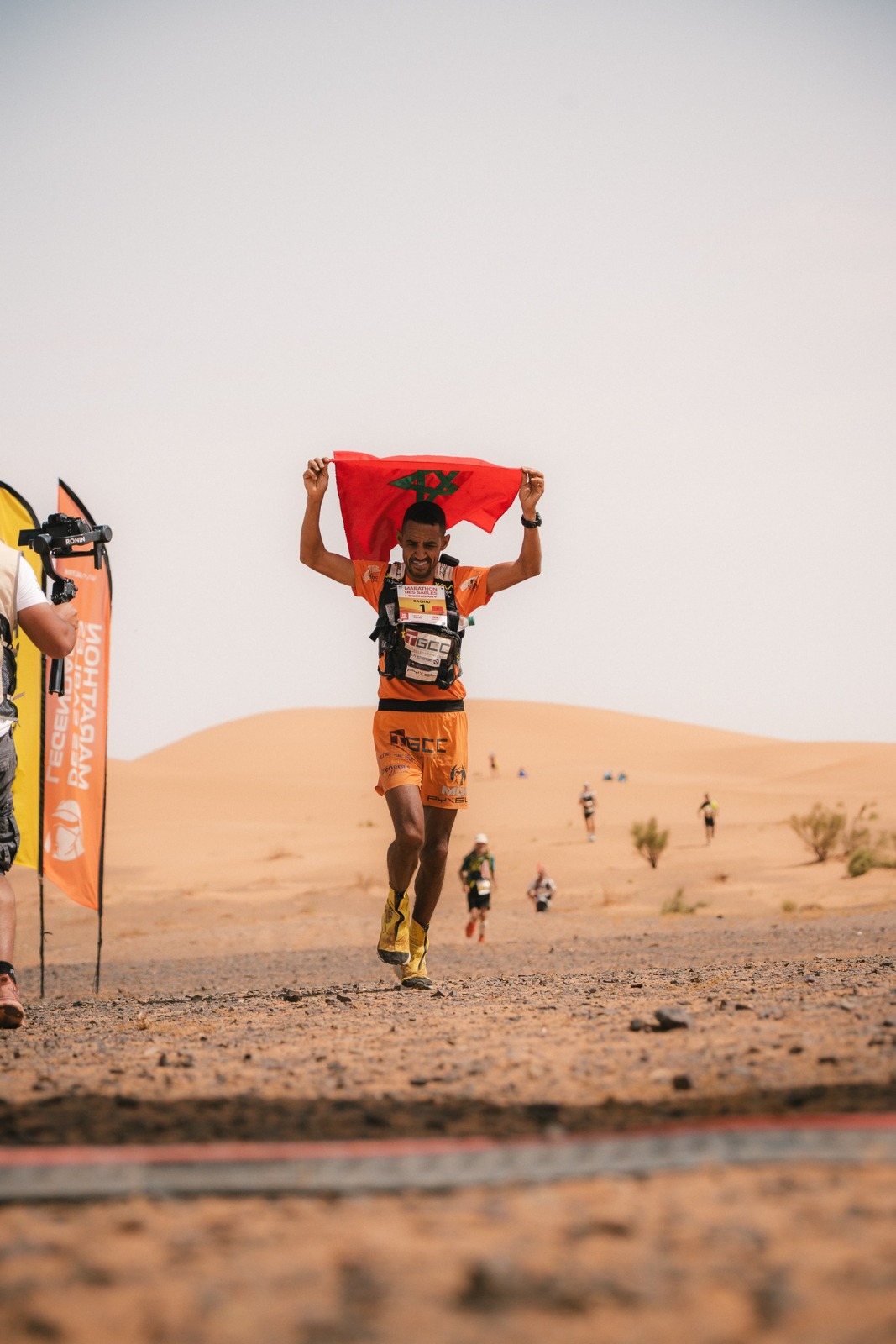 رشيد المرابطي…ماراطون الرمال: رشيد المرابطي يحطم الرقم القياسي