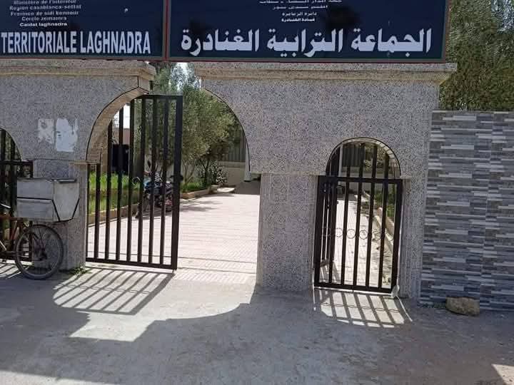 حرمان ساكنة دوار الفواتحة بتراب جماعة الغنادرة إقليم سيدي بنور من الكهرباء وعدم ربط منازلهم بشبكة الكهرباء يزيد من معاناتهم محمد كرومي