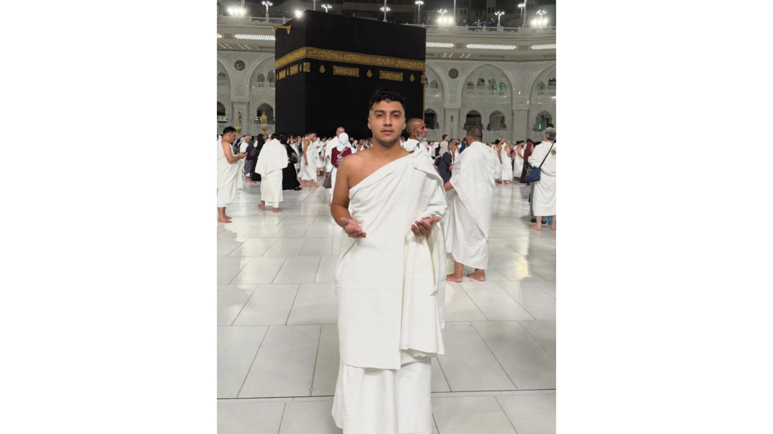 اللهم تقبّل منه مناسك العمرة، فهو الشاب الطيب المتواضع